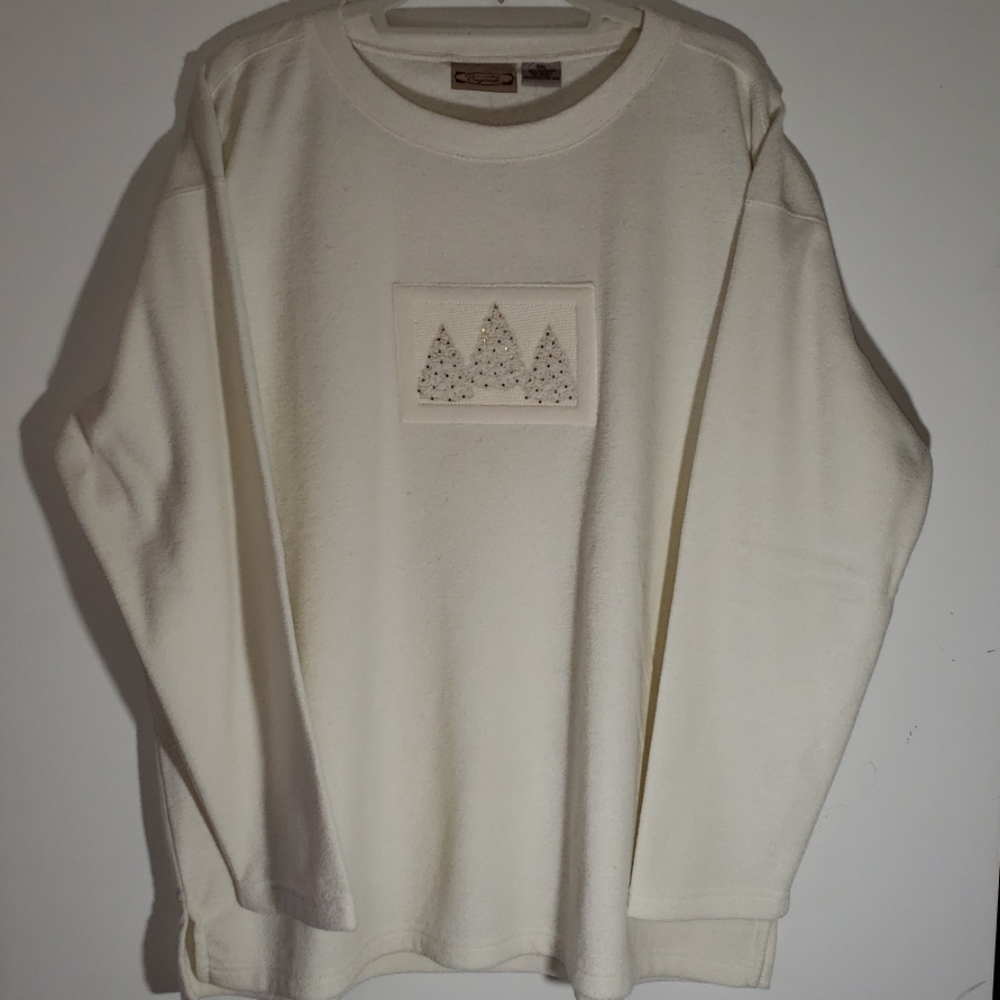 Brand new winter white Christmas top plus size